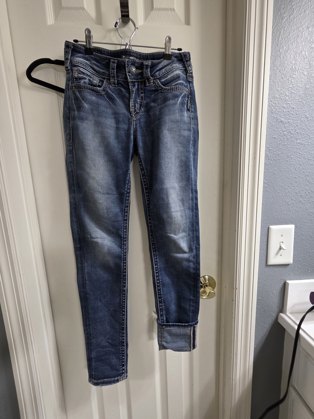 Silver Jeans Women’s Faded Blue Skinny Jeans